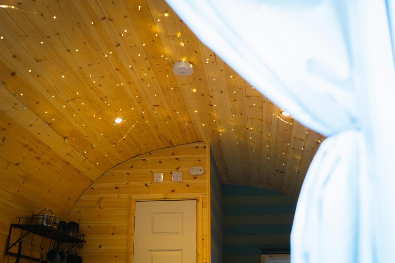 Emlyn'S Coppice - Luxury Woodland Glamping Vila Holywell  Exterior foto