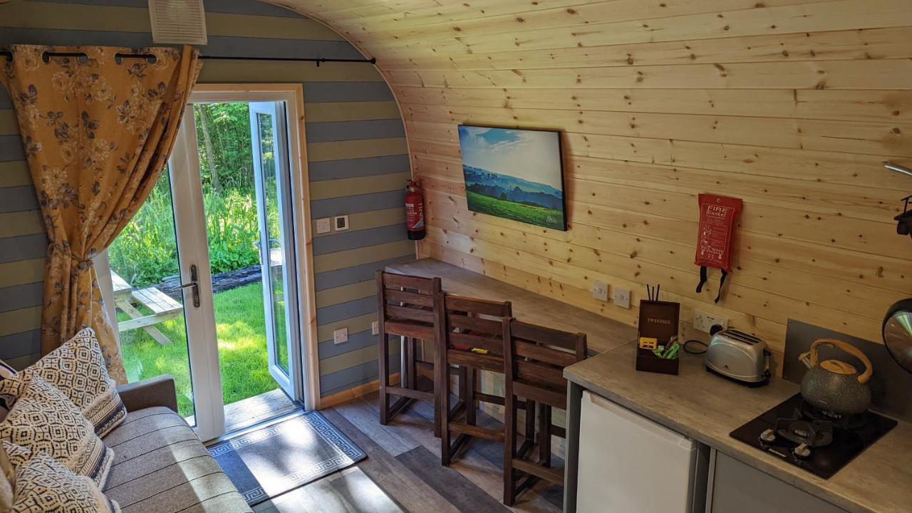 Emlyn'S Coppice - Luxury Woodland Glamping Vila Holywell  Exterior foto