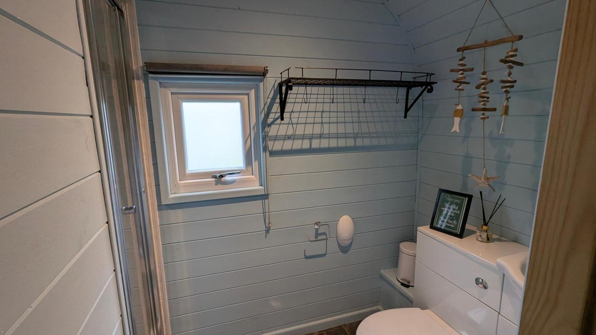 Emlyn'S Coppice - Luxury Woodland Glamping Vila Holywell  Exterior foto